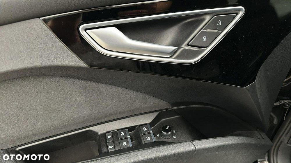 Audi Q4 e-tron 50 77kWh Quattro S Line - 13