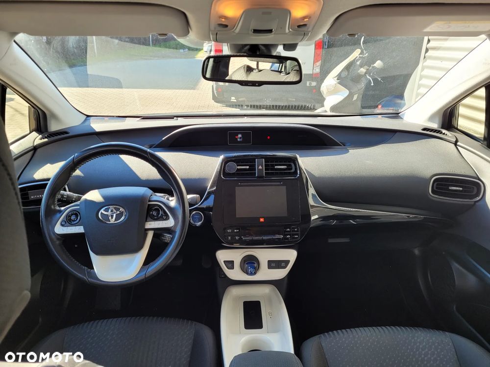 Toyota Prius 1.8 Hybrid Prestige - 19