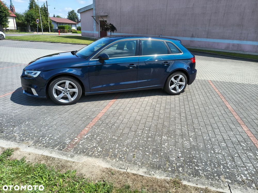 Audi A3 Sportback 1.6 TDI S tronic - 8