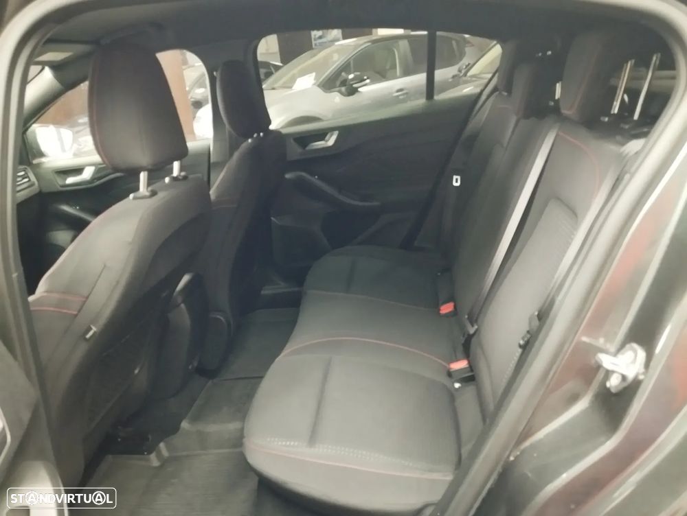 Ford Focus 1.0 EcoBoost ST-Line Aut. - 11