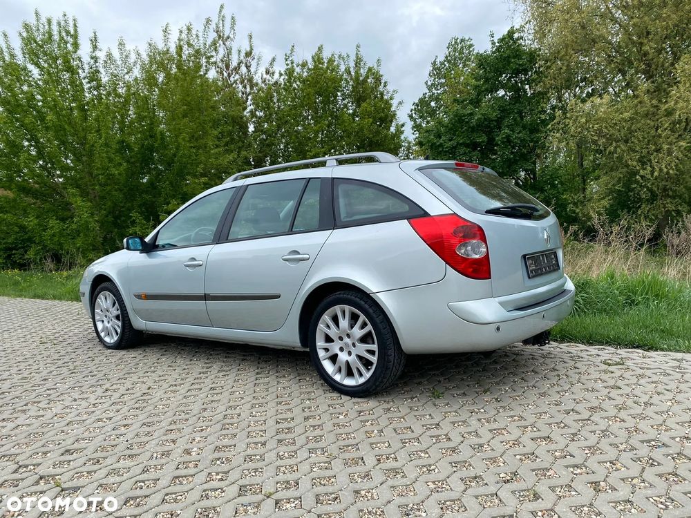 Renault Laguna - 1