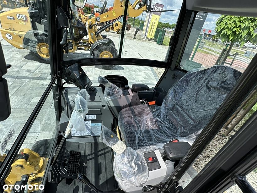 Caterpillar 301.8 FABRYCZNIE NOWA * GWARANCJA PRODUCENTA 4 LATA * KLIMATYZACJA * - 25