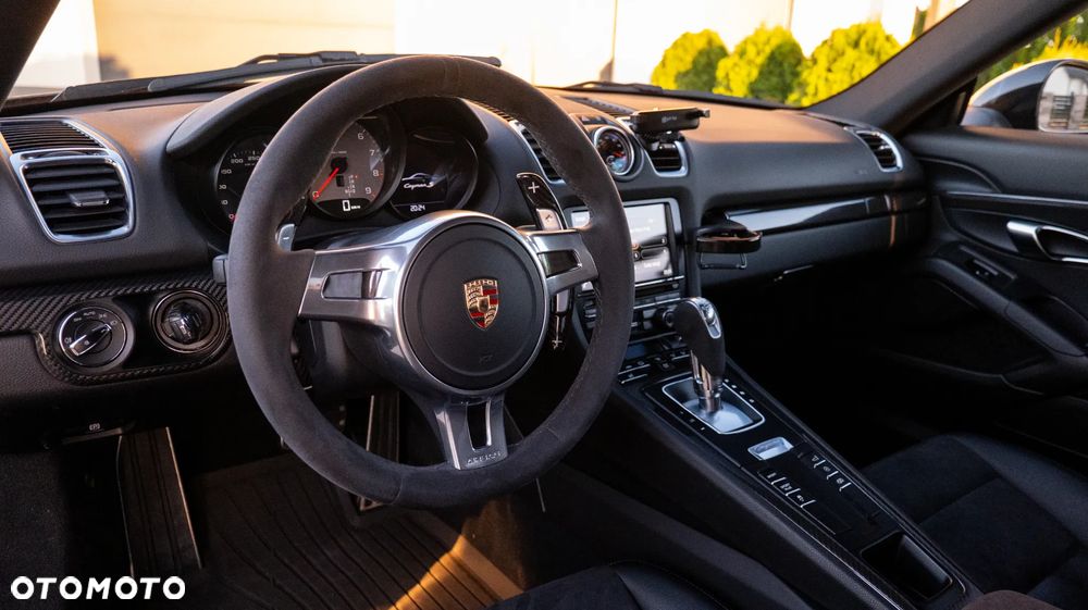Porsche Cayman - 8