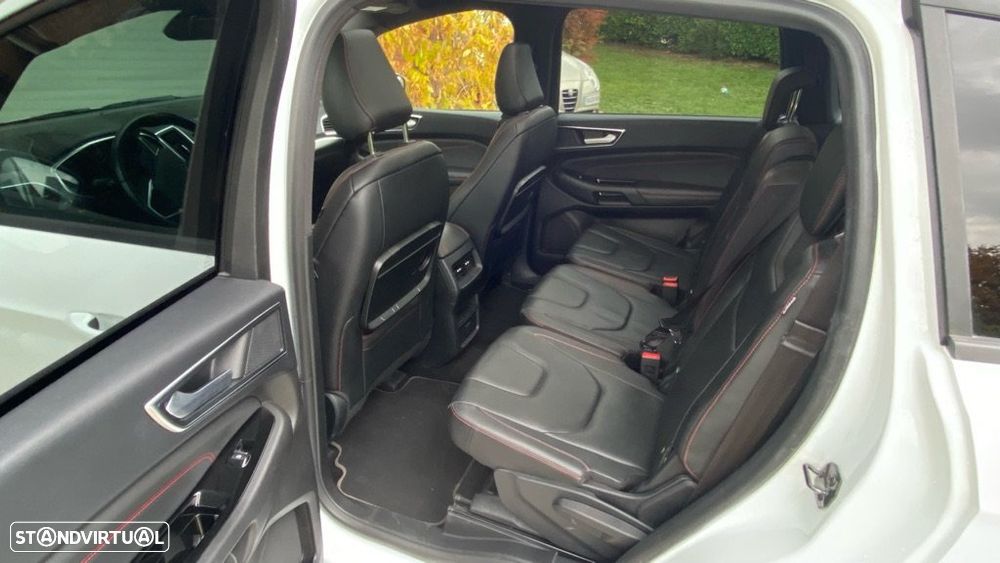 Ford S-Max - 16