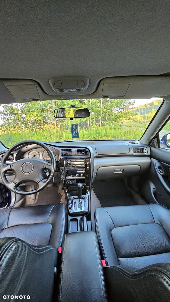 Subaru Legacy - 33