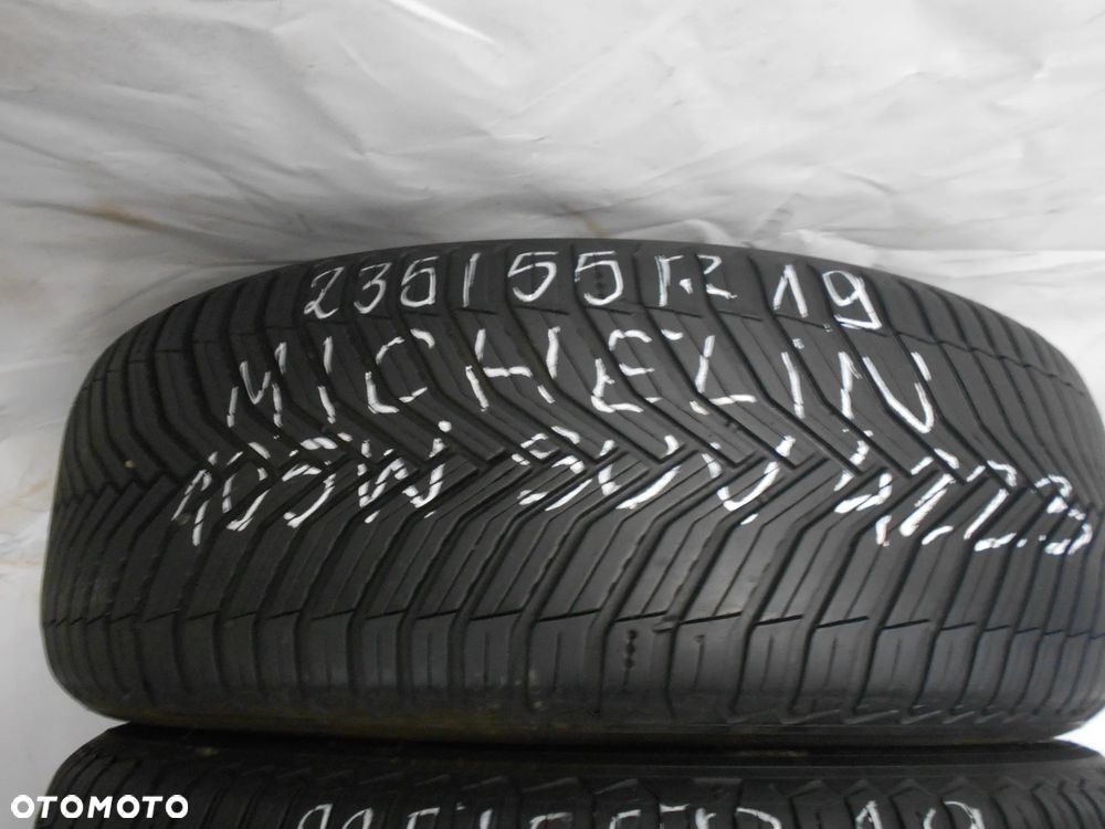 OPONY 235/55R19 MICHELIN CROSSCLIMATE 2 SUV DOT 4223 6MM - 2