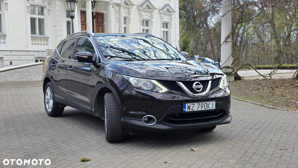 Nissan Qashqai 1.6 dCi Xtronic TEKNA+ - 9