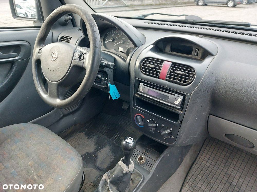 Opel Combo - 8