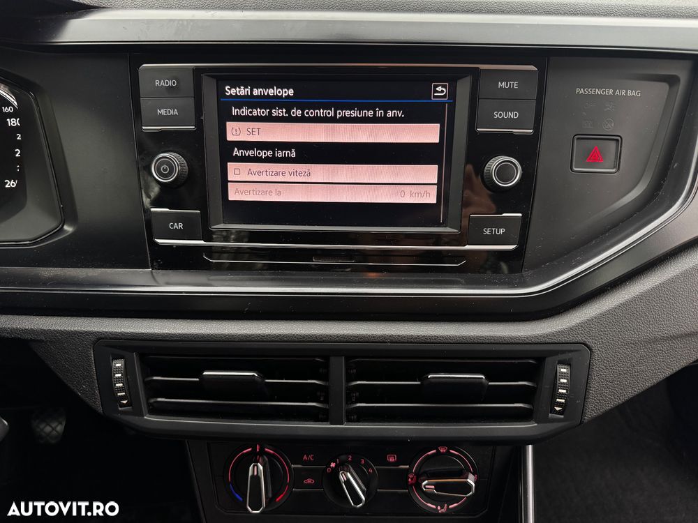 Volkswagen Polo - 12