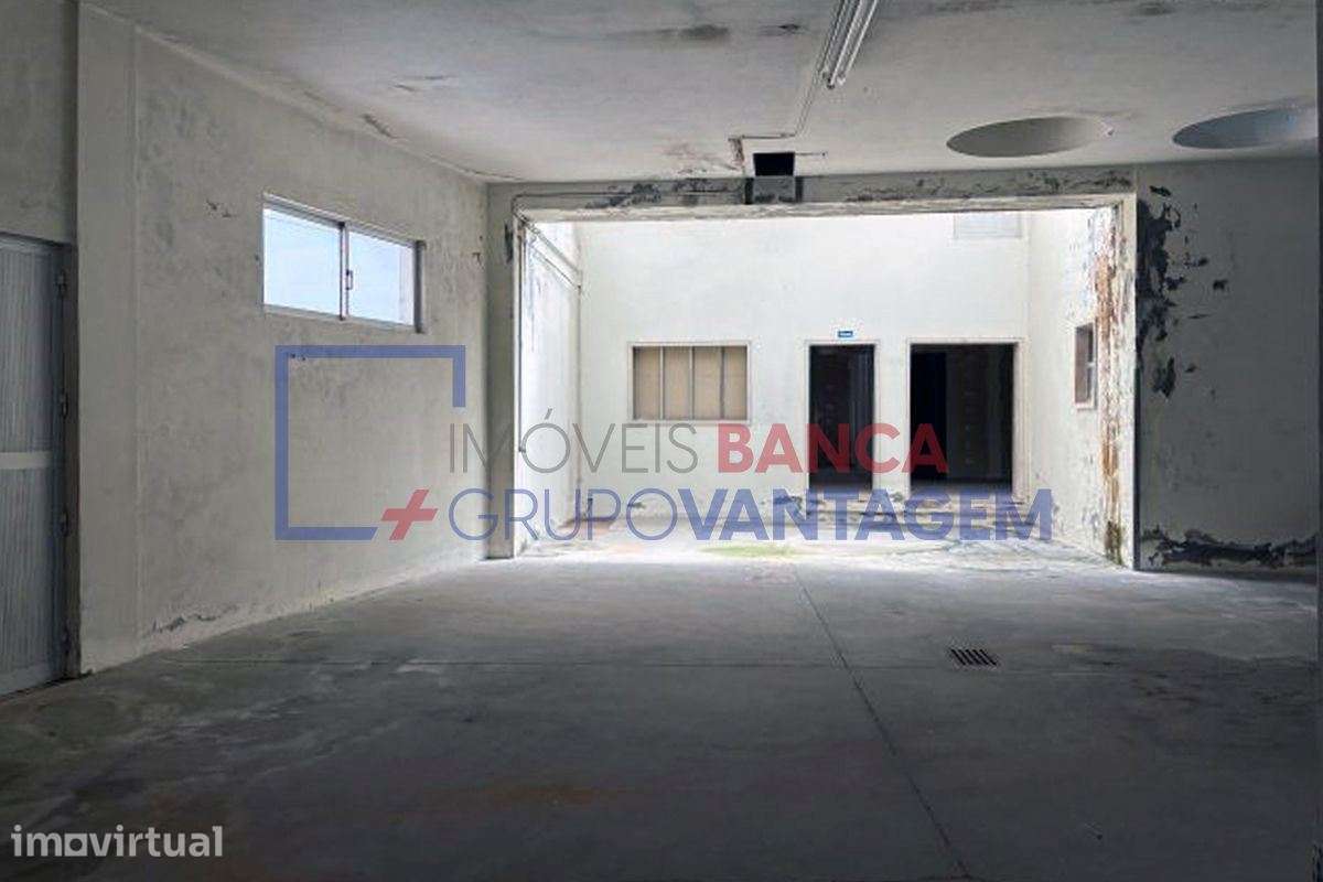 Edifício destinado a armazém / atividade industrial com 1.160m² ABC... - Grande imagem: 3/14
