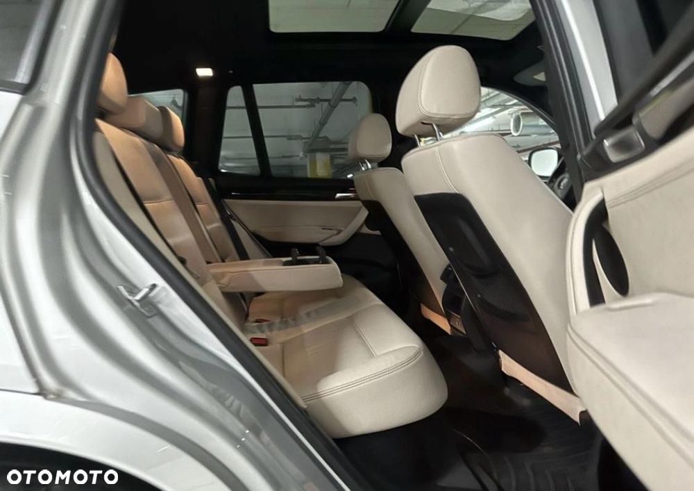 BMW X3 28i xDrive - 28
