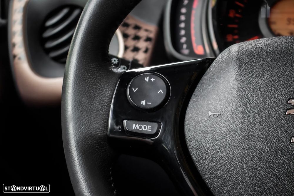 Peugeot 108 1.2 PureTech Top! Allure - 14