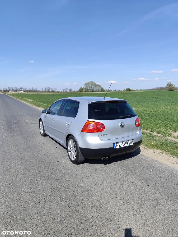 Volkswagen Golf 2.0 TDI DPF GT Sport DSG - 4