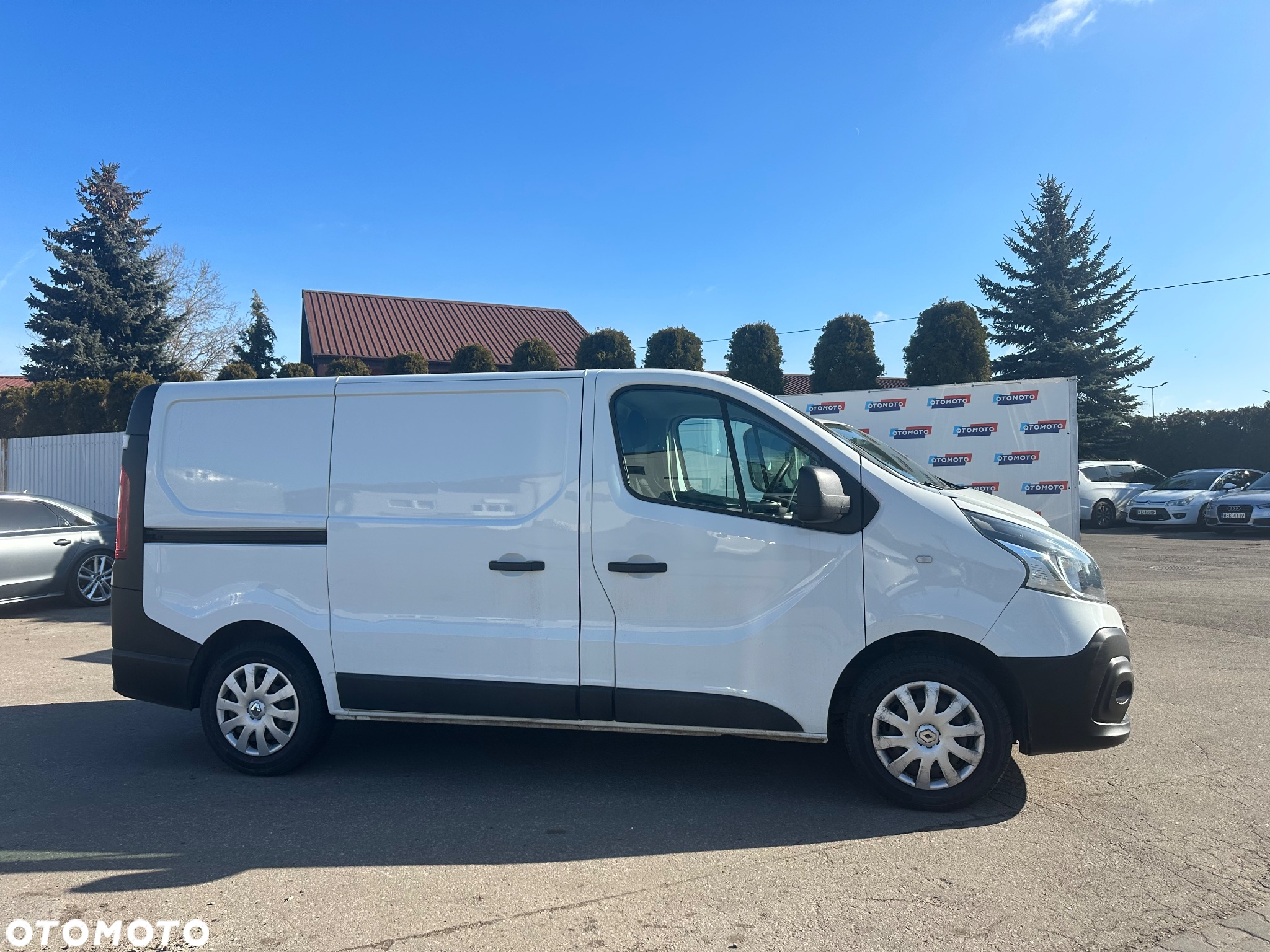 Renault TRAFIC - 4