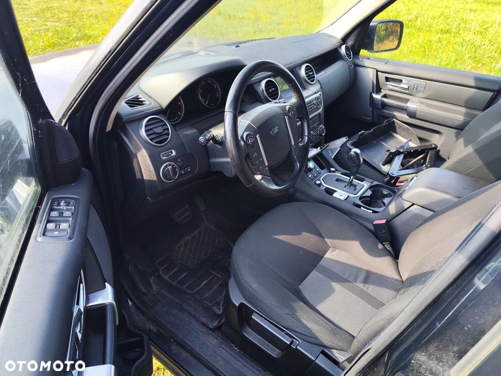 Land Rover Discovery 3.0D V6 SE - 6
