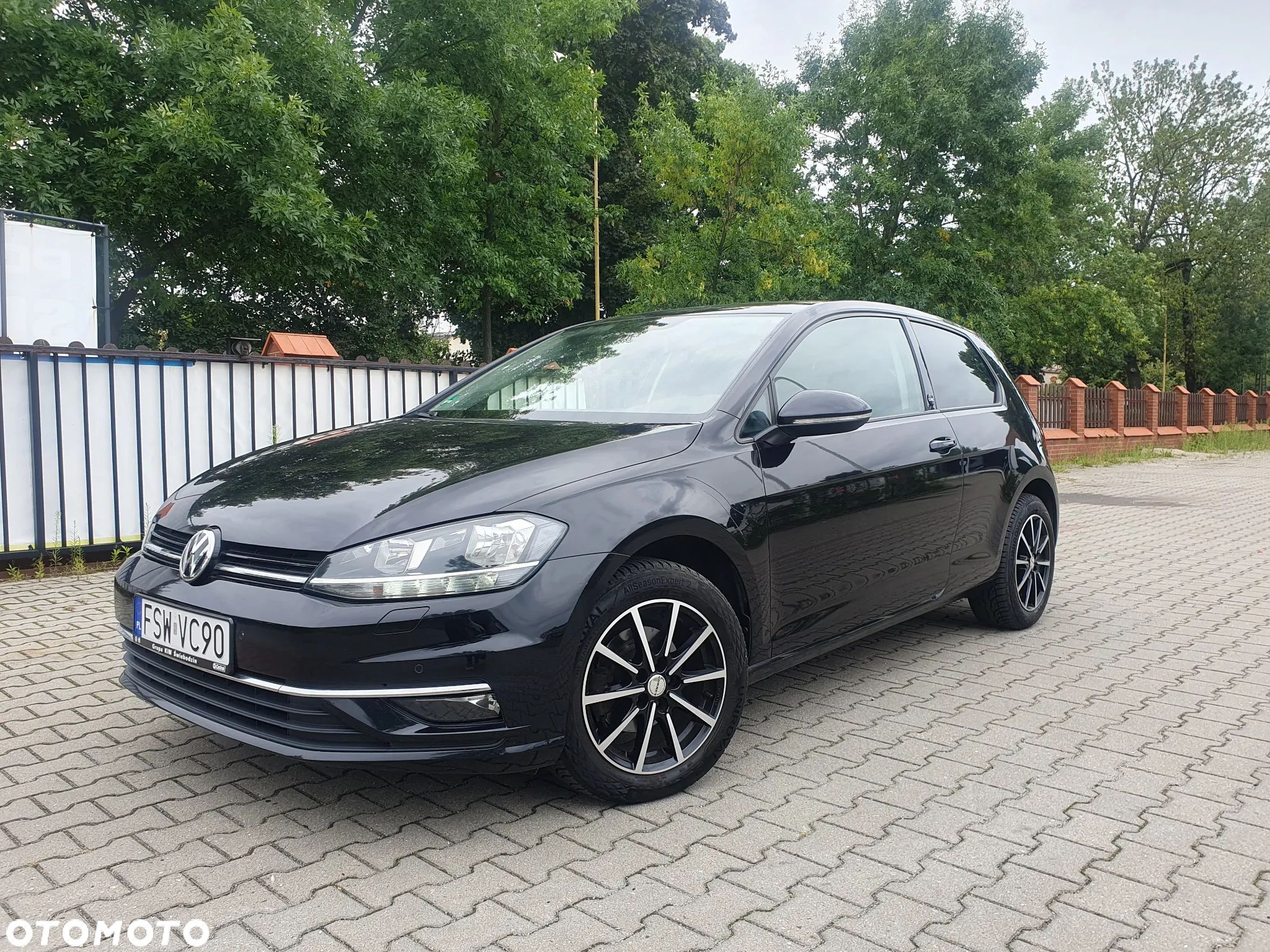 Volkswagen Golf 1.0 TSI Sound - 1