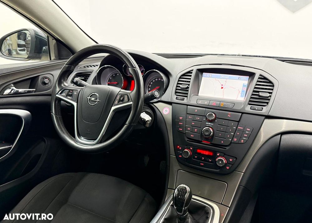 Opel Insignia 1.8 Design Edition - 8