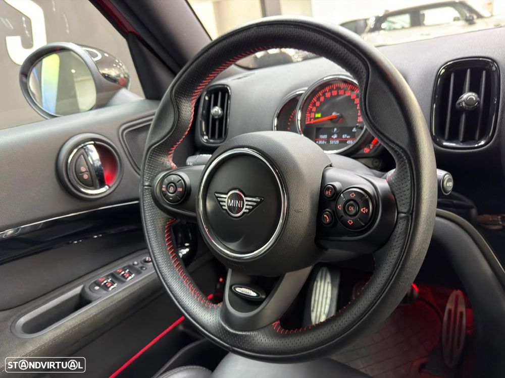 MINI Countryman Cooper SE ALL4 Auto - 28