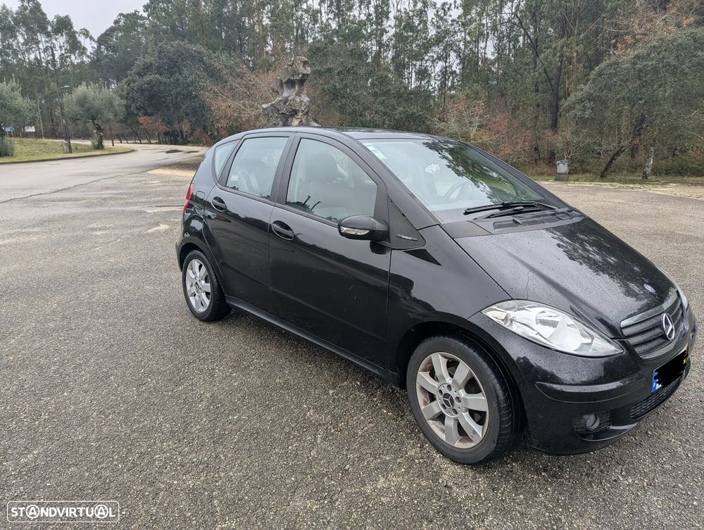 Mercedes-Benz A 150 Classic Automatic - 3