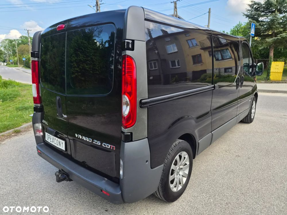 Opel Vivaro - 20