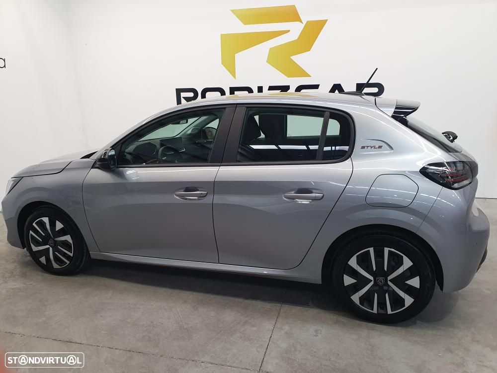 Peugeot 208 1.2 PureTech Active - 8