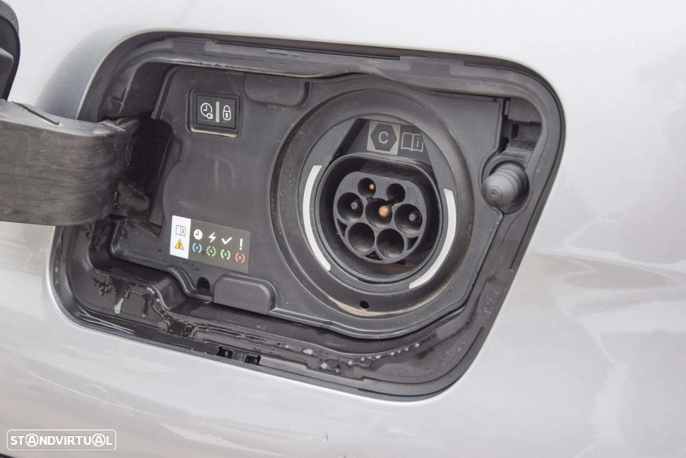 Peugeot 3008 1.6 Hybrid GT e-EAT8 - 34