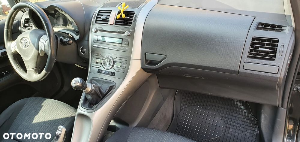 Toyota Auris 1.6 VVT-i Premium - 7