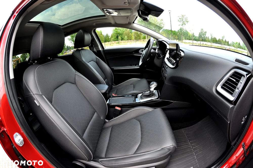 Kia XCeed 1.4 T-GDI L Business Line DCT - 23