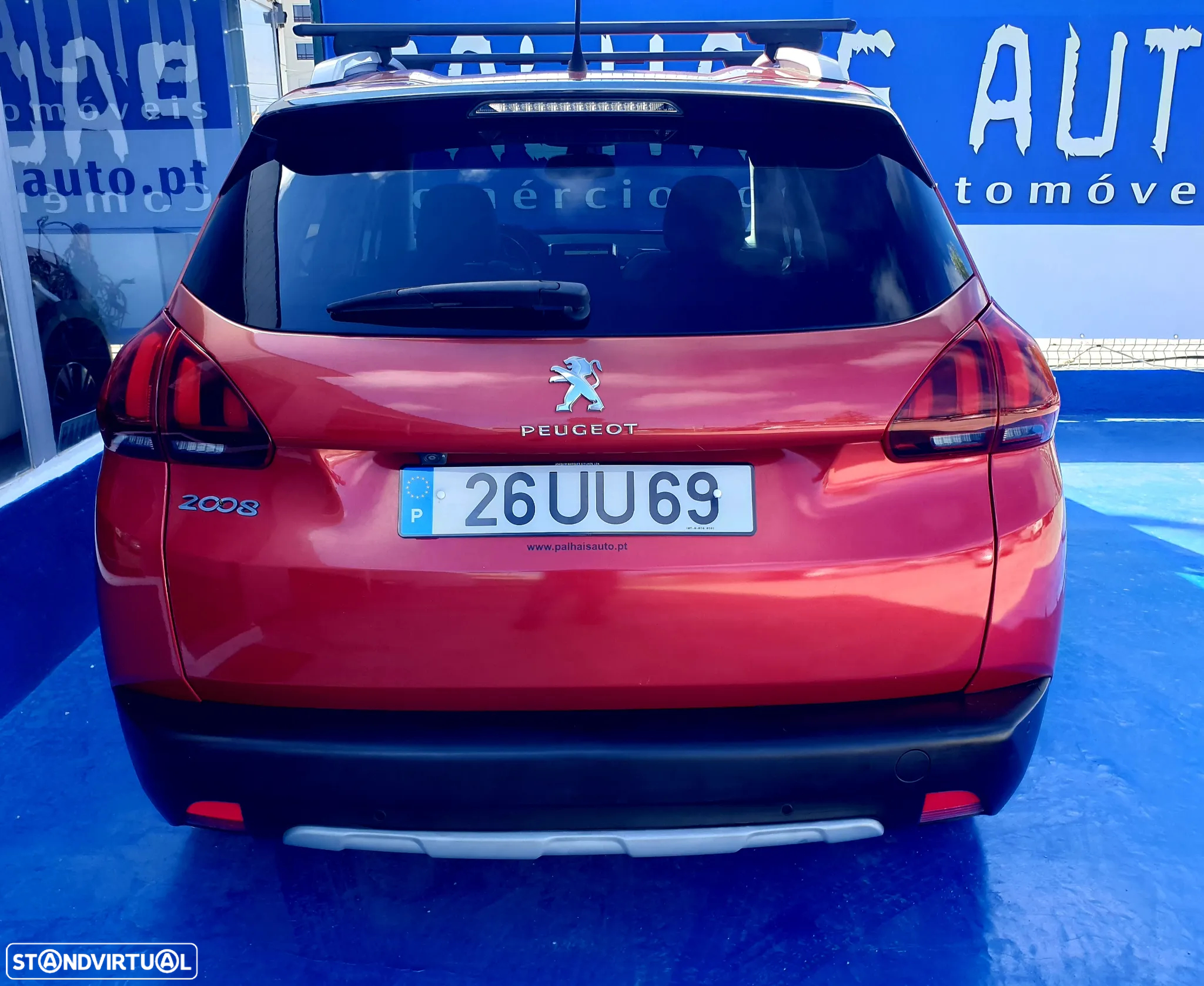 Peugeot 2008 1.2 PureTech Allure - 23