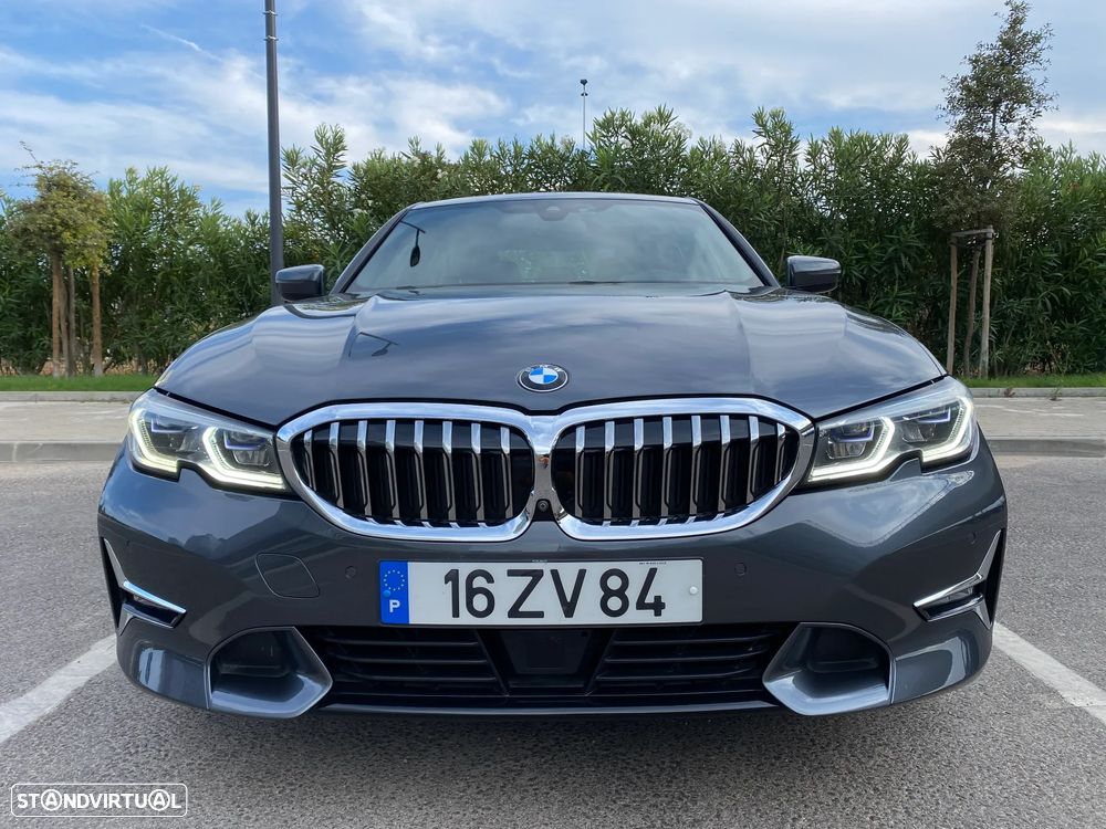 BMW 320 d Line Luxury Auto - 2