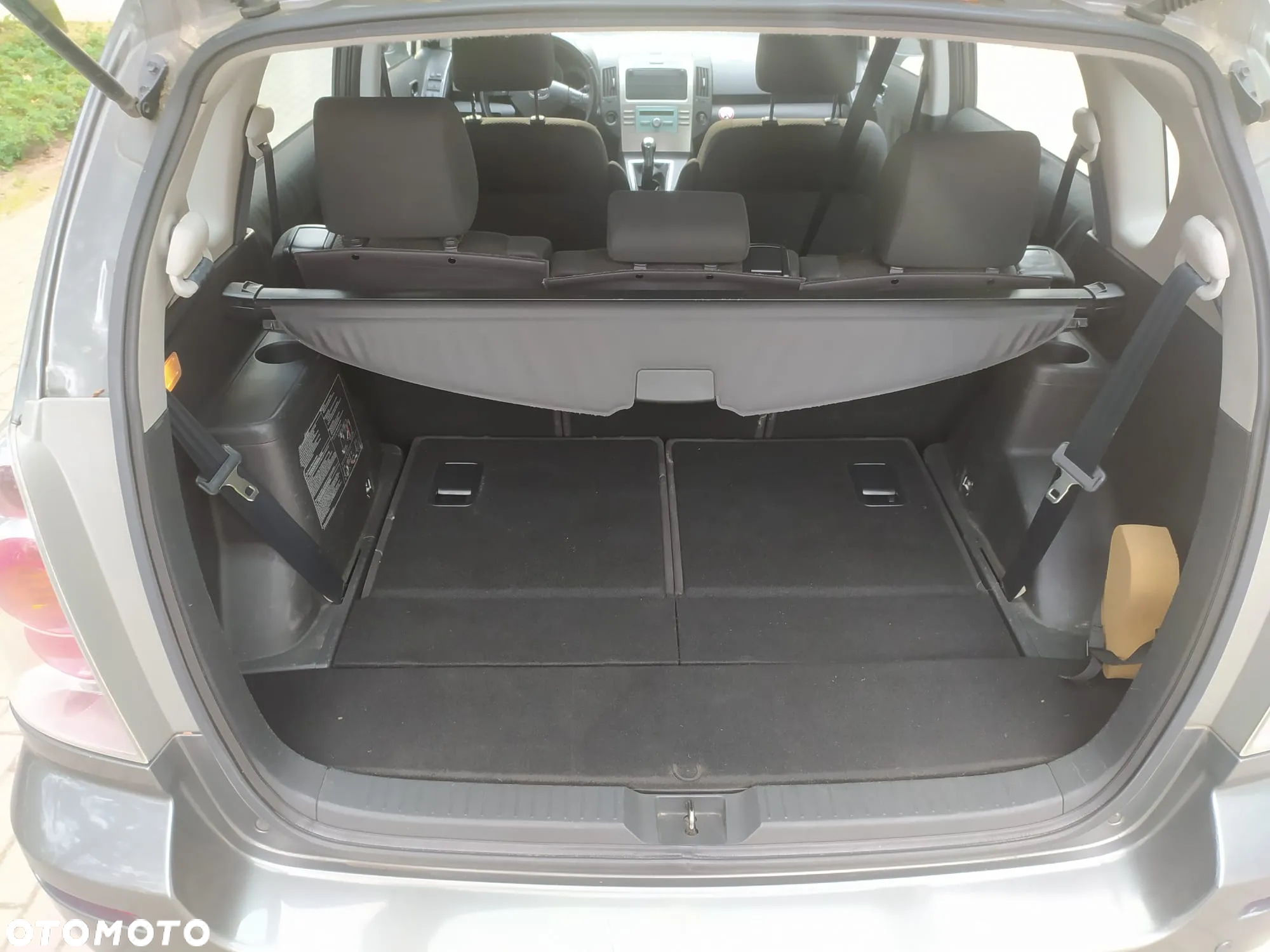 Toyota Corolla Verso 2.2 D-4D Terra 7os - 15