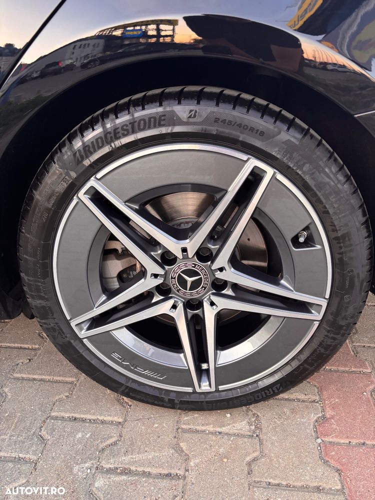 Mercedes-Benz C - 8