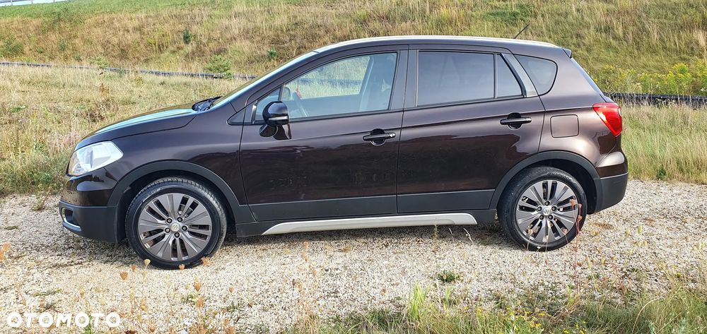 Suzuki SX4 S-Cross 1.6 DDiS 4x2 Comfort - 4