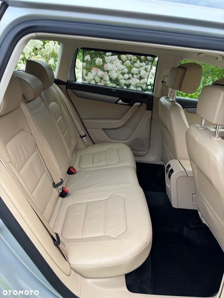 Volkswagen Passat 2.0 TDI Comfortline Optimum - 11