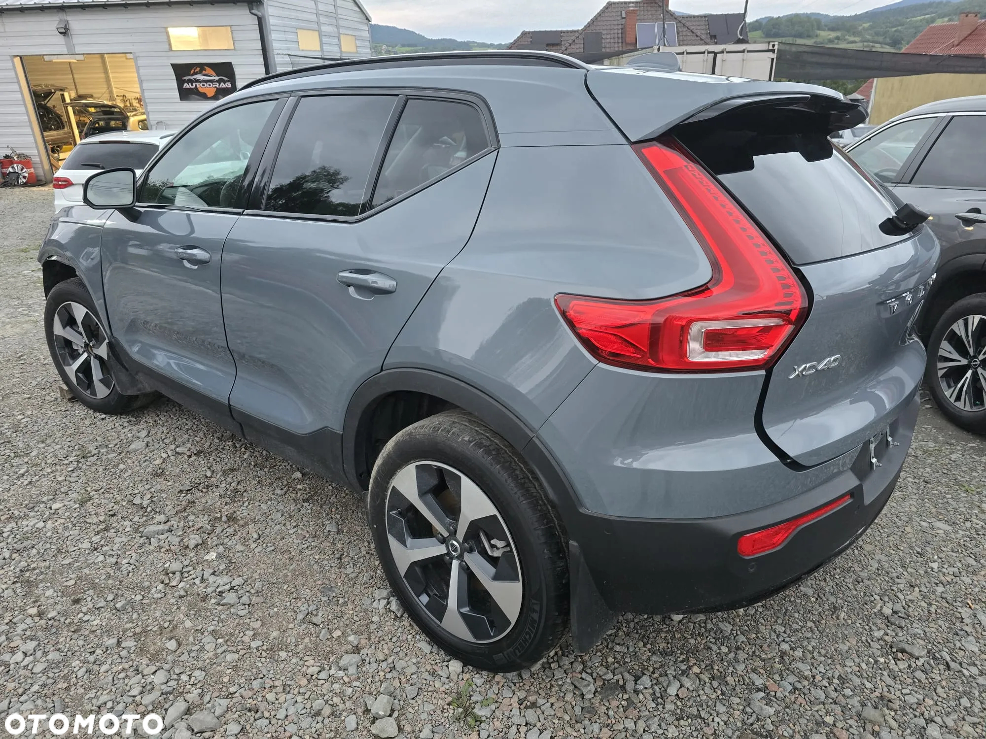 Volvo XC 40 - 3