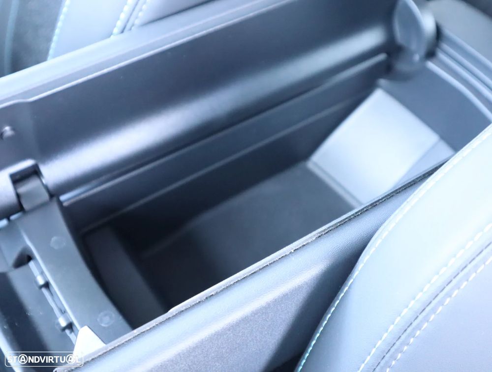 Peugeot e-308 156 Allure - 31