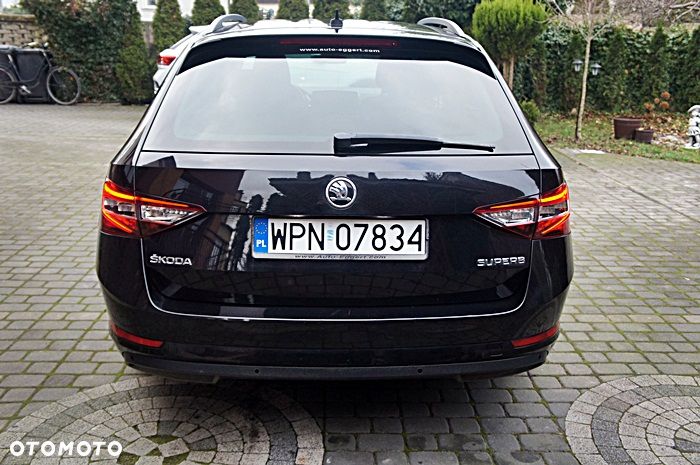 Skoda Superb 2.0 TDI DSG Style - 7