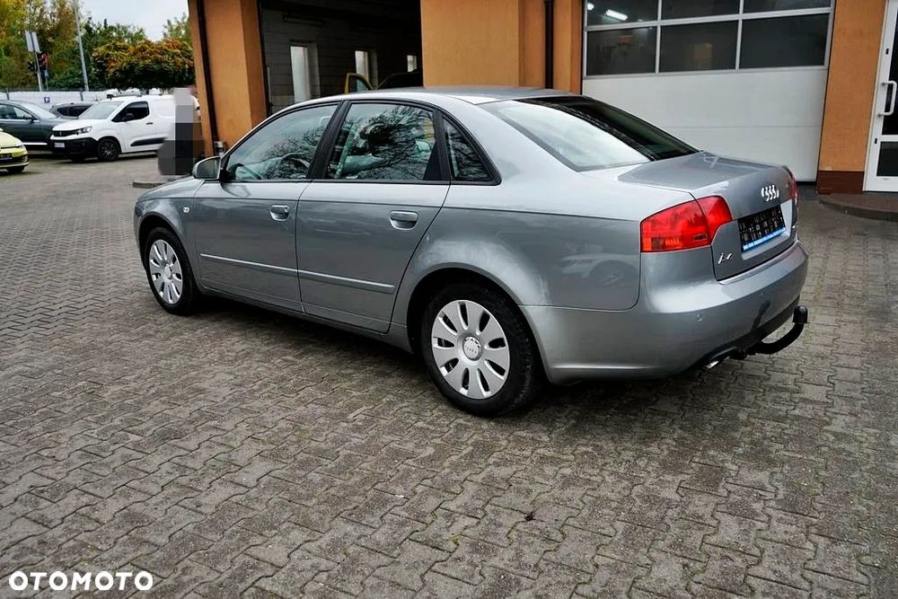 Audi A4 - 5