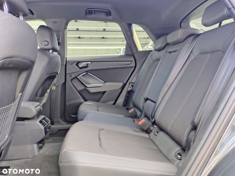 Audi Q3 40 TFSI Quattro S-Line S tronic - 30
