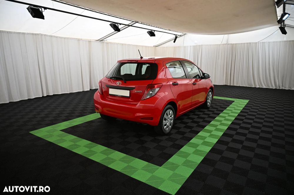 Toyota Yaris 1.0 VVT-i Cool - 4