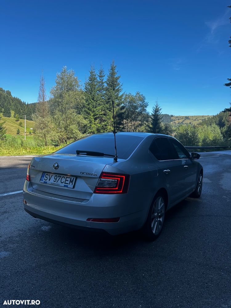 Skoda Octavia 2.0 TDI STYLE - 5