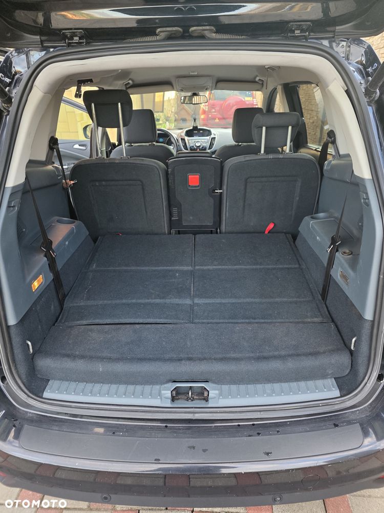 Ford Grand C-MAX - 12