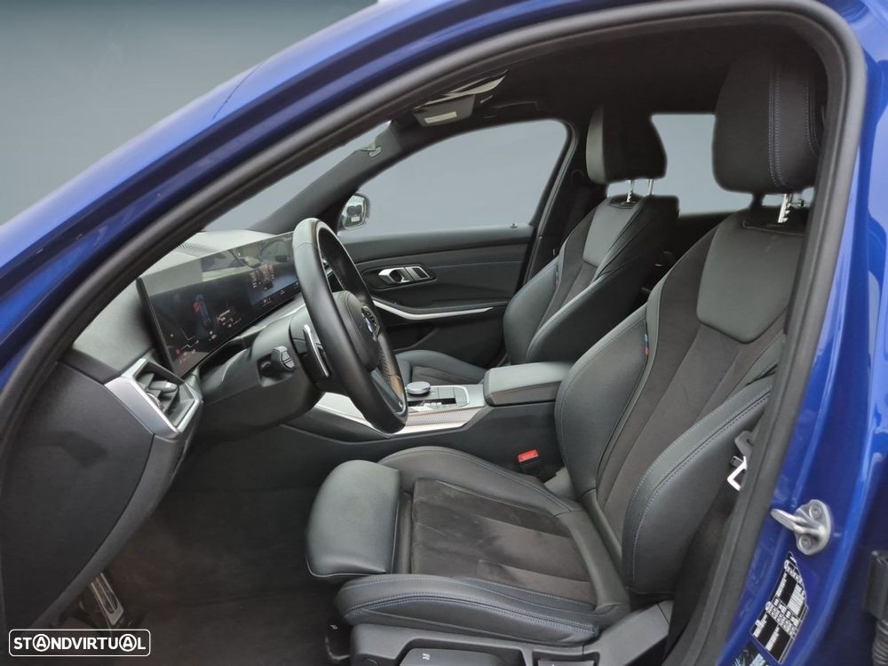 BMW 320 d Touring Pack Desportivo M Auto - 11