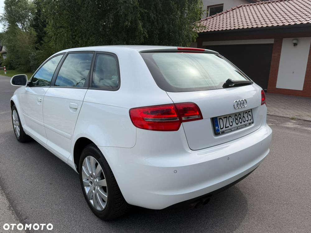 Audi A3 Sportback - 7