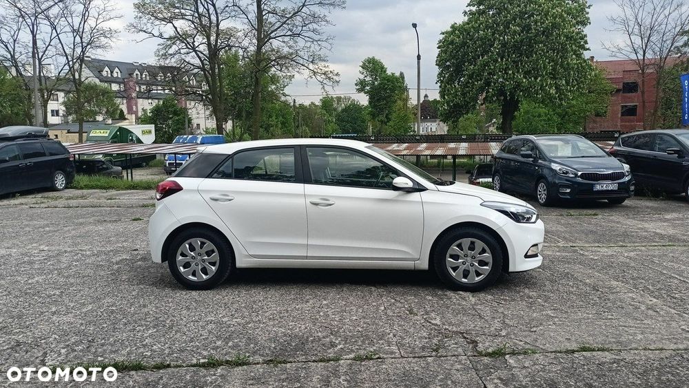 Hyundai i20 1.2 Classic Plus - 16