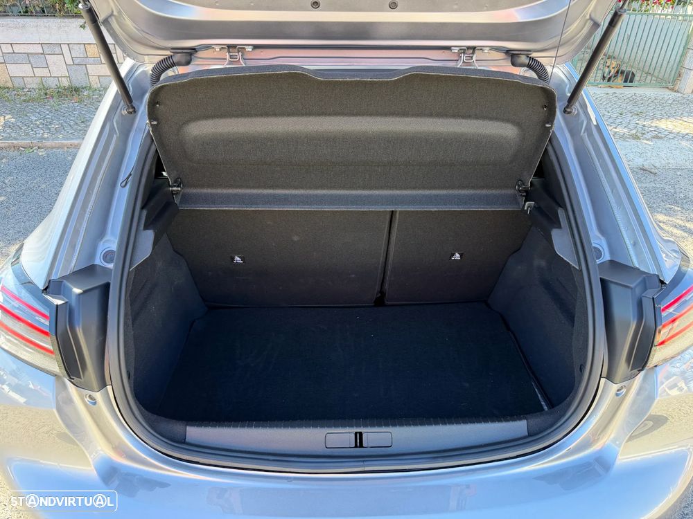 Peugeot 208 1.2 Hybrid Allure e-DCS6 - 12