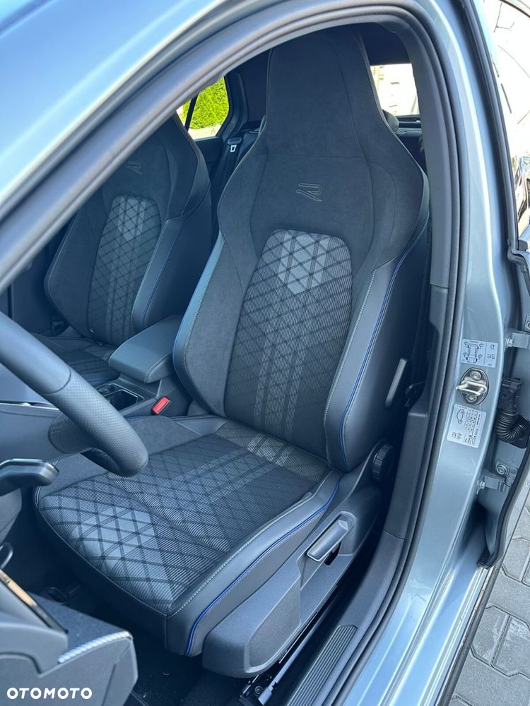 Volkswagen Golf 1.5 TSI R-Line Plus - 11