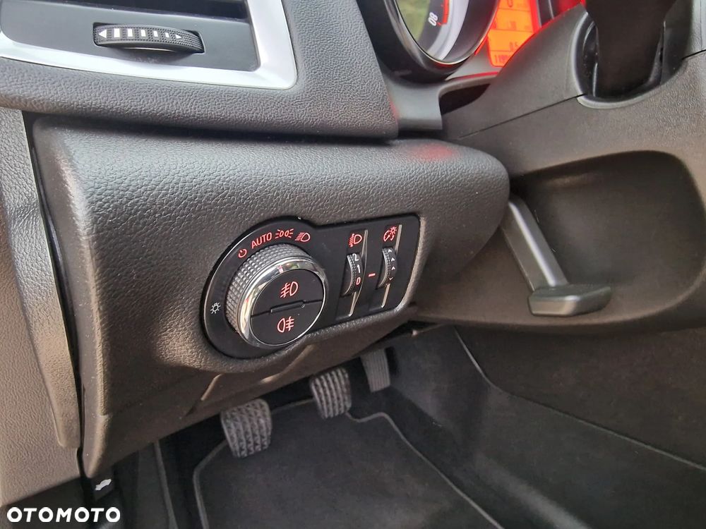 Opel Astra - 24
