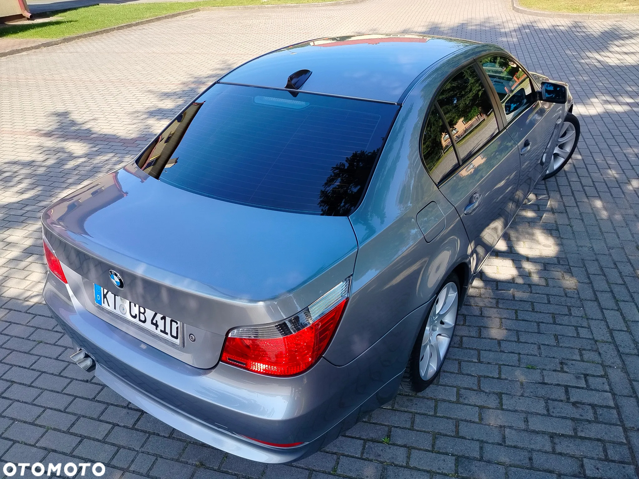 BMW Seria 5 525i - 32