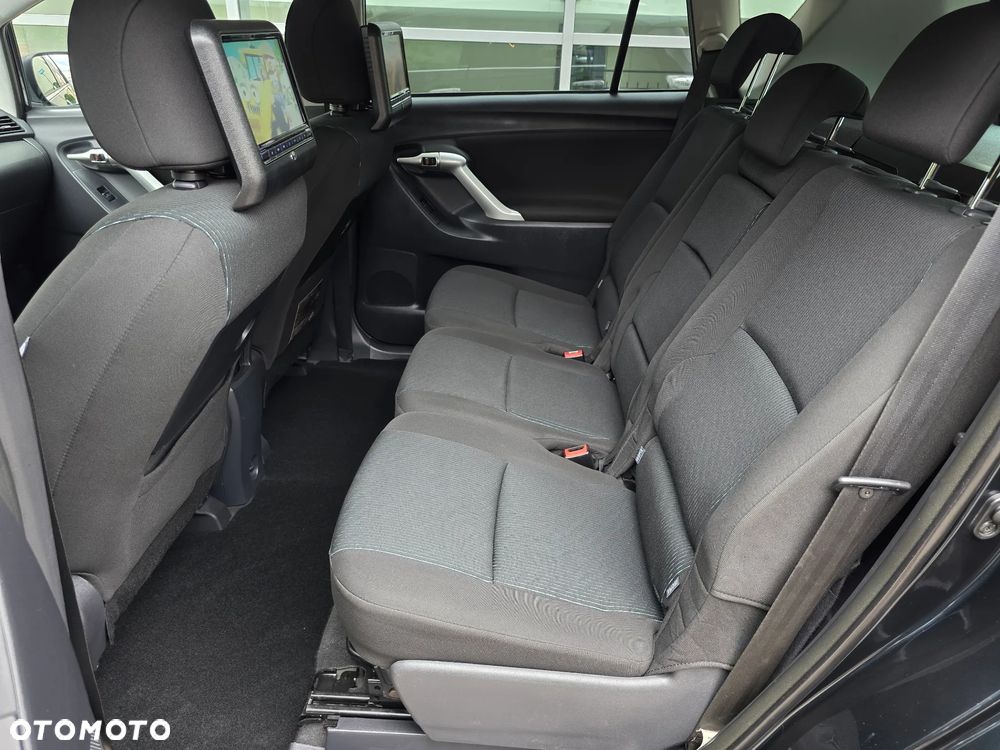 Toyota Verso 1.8 5-Sitzer Executive - 19